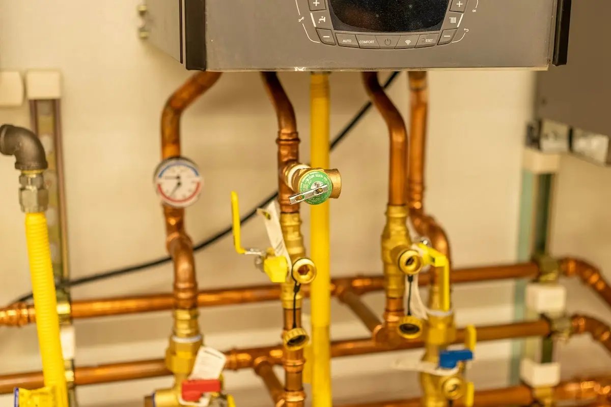 Licensed technician providing Pipe Repair for a homeowner in La Salle